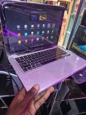 Laptop Apple MacBook 4GB Intel Core i5 HDD 500GB