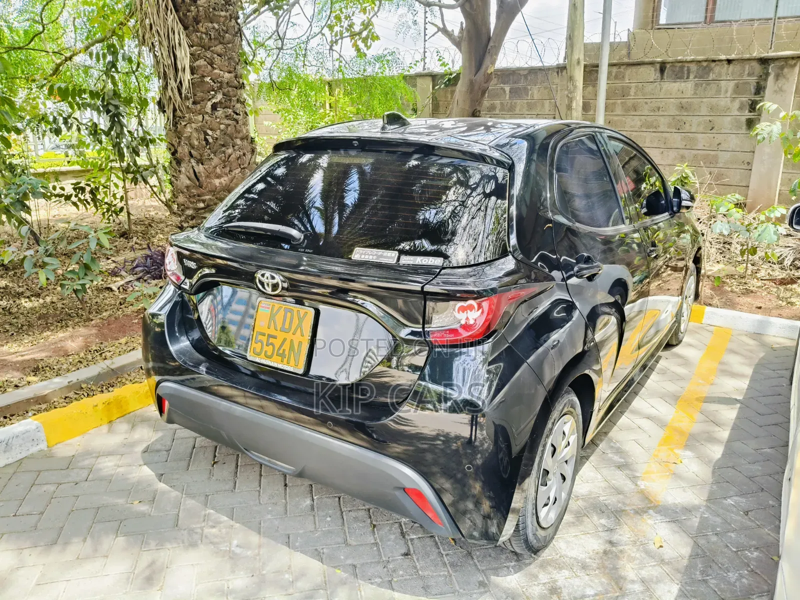 Toyota Yaris LE Hatchback 5dr 2018 Black