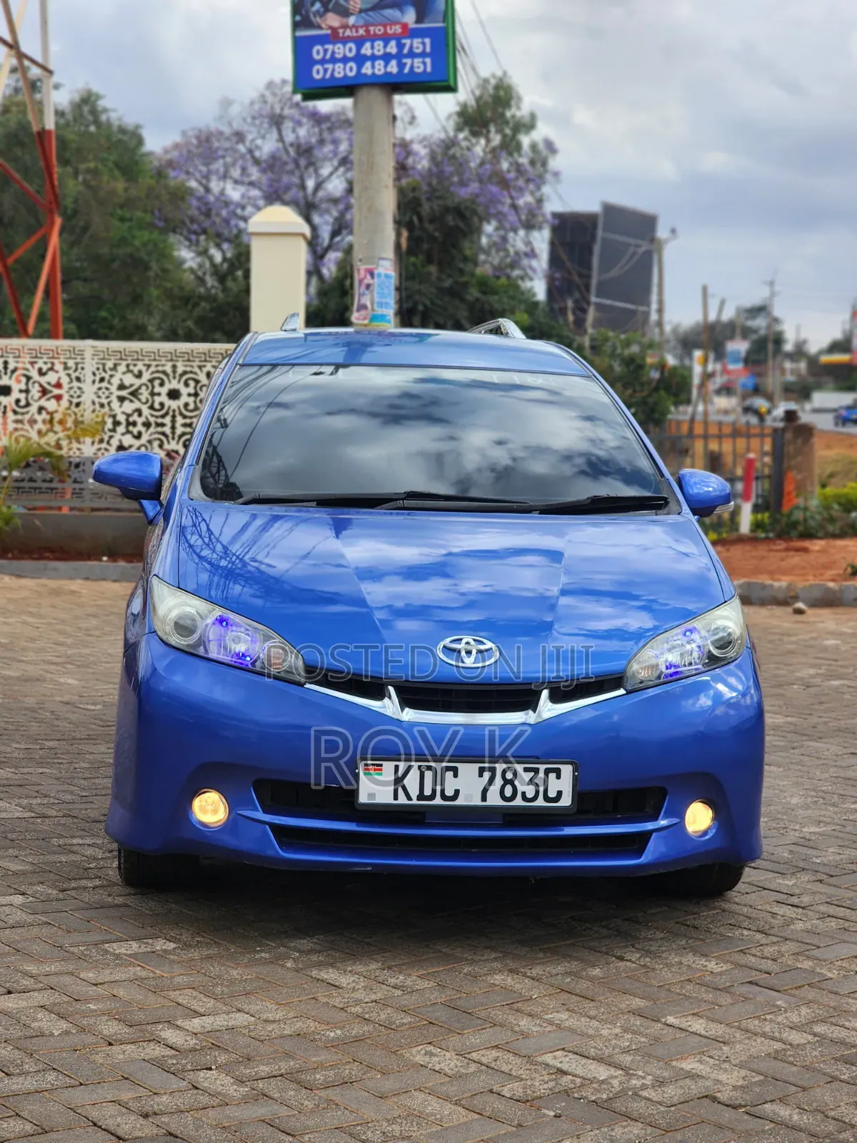 Toyota Wish 2014 Blue