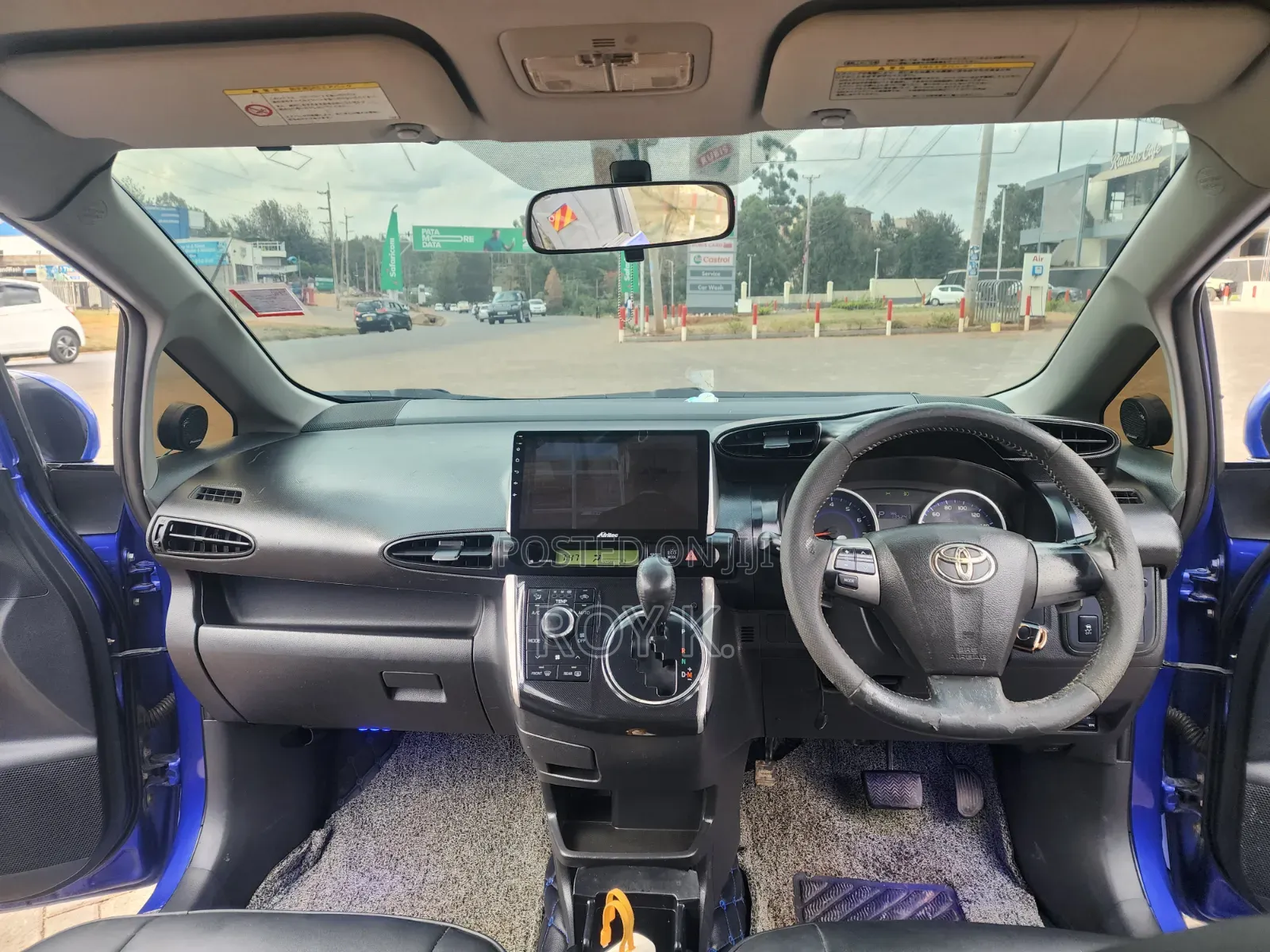 Toyota Wish 2014 Blue