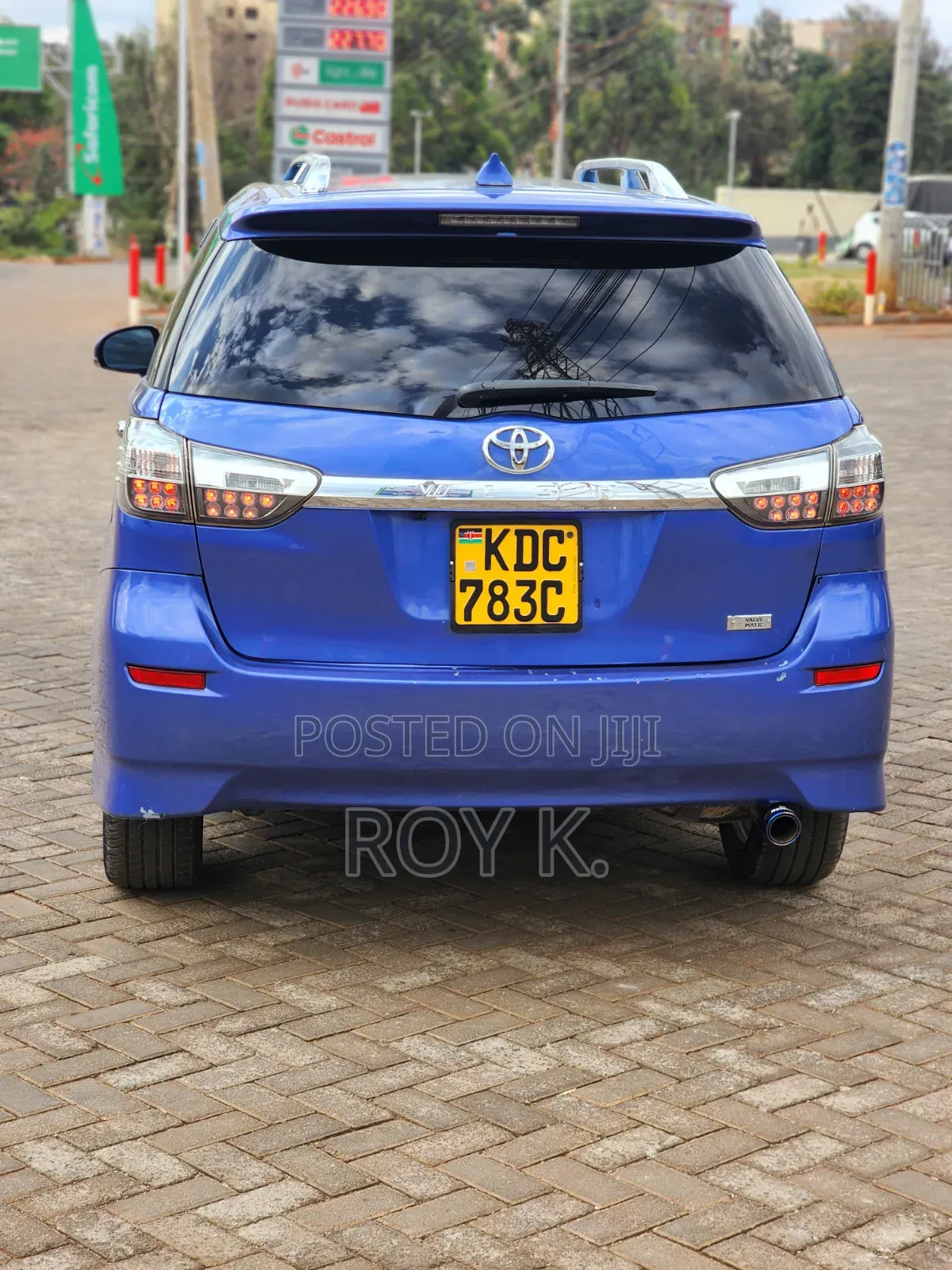 Toyota Wish 2014 Blue