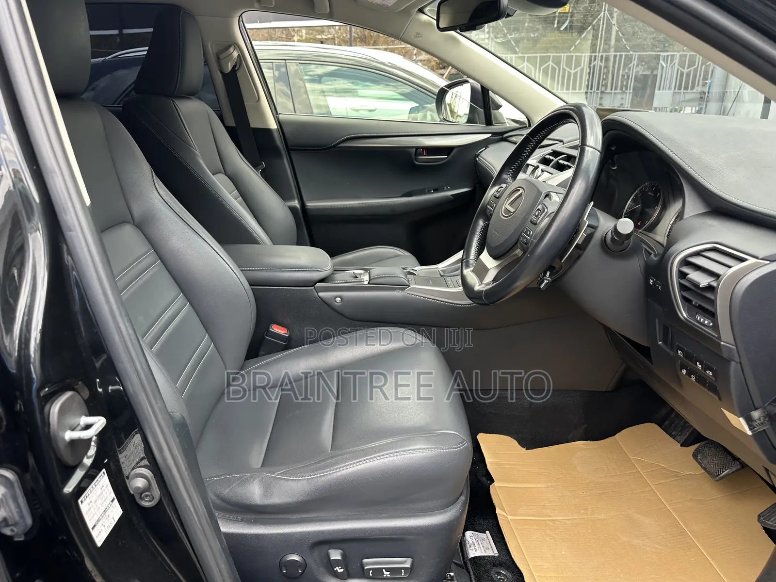 Lexus NX 300 FWD 2019 Black