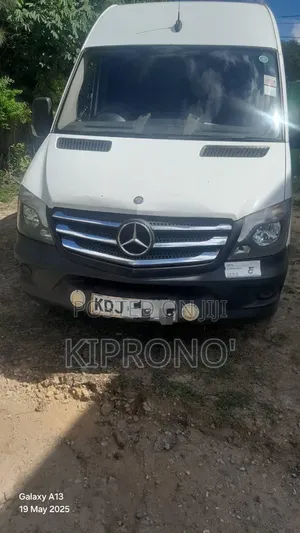 Mercedes-Benz eSprinter 2024 White