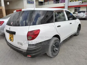 Nissan Advan 2011 White