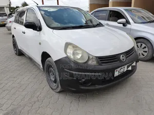 Nissan Advan 2011 White
