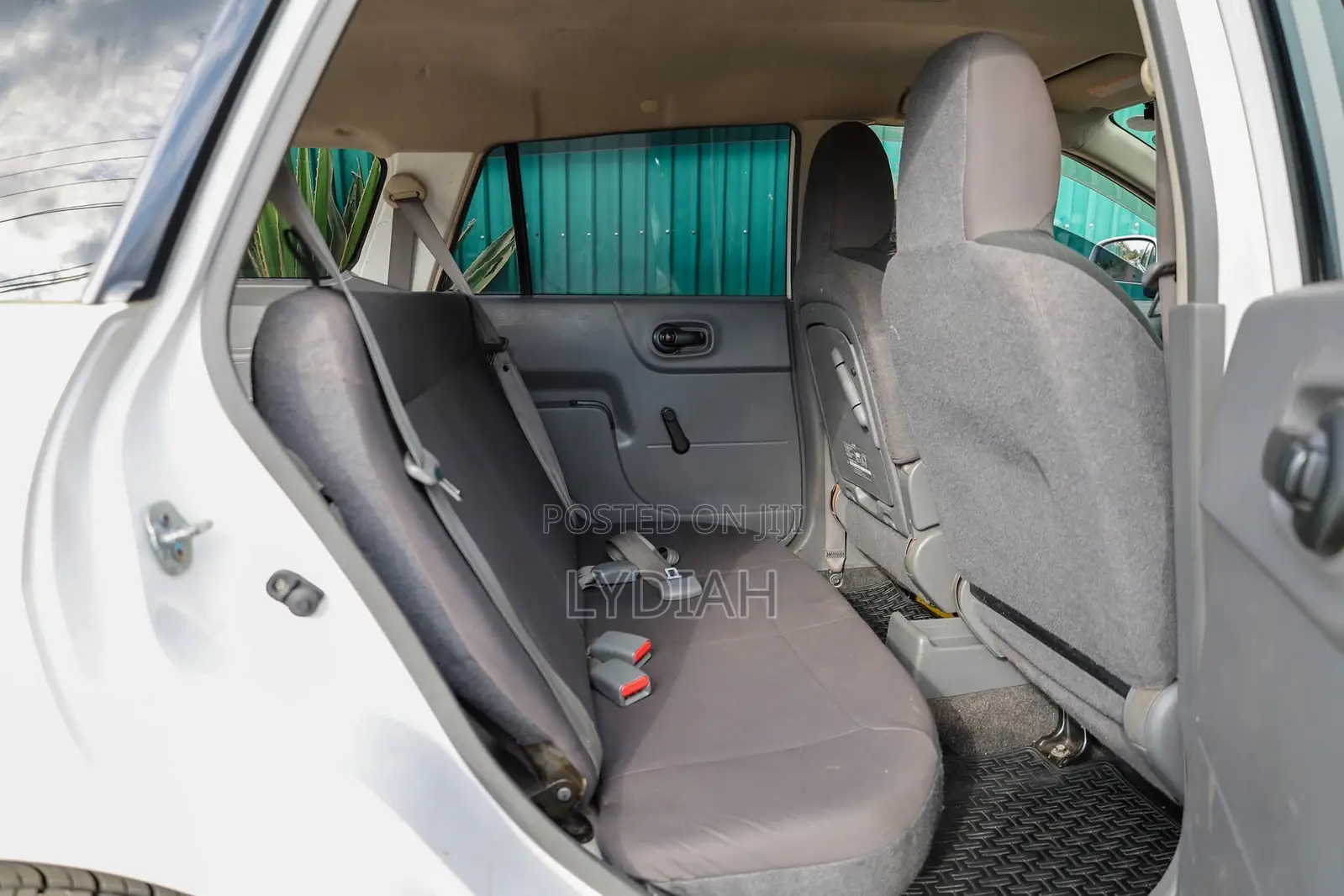 Nissan Advan 2015 White