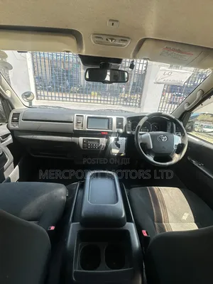 Toyota HiAce 2019 Black