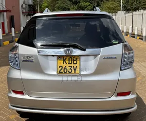 Honda Fit Shuttle 2012 White