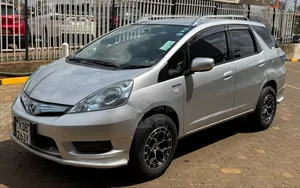 Honda Fit Shuttle 2012 White