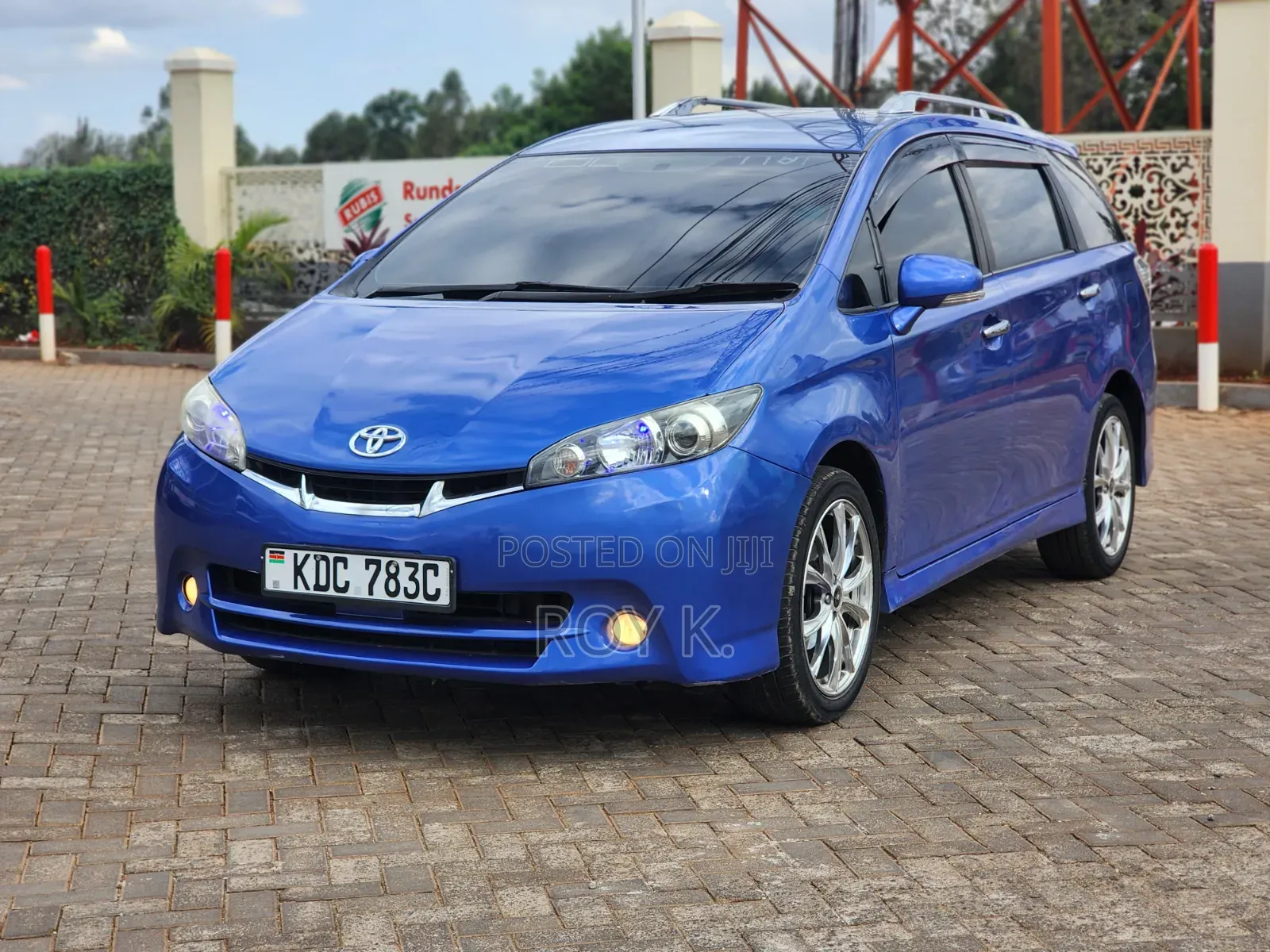 Toyota Wish 2014 Blue