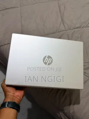 Laptop HP 14-ep0063 8GB Intel Core i5 SSD 500GB