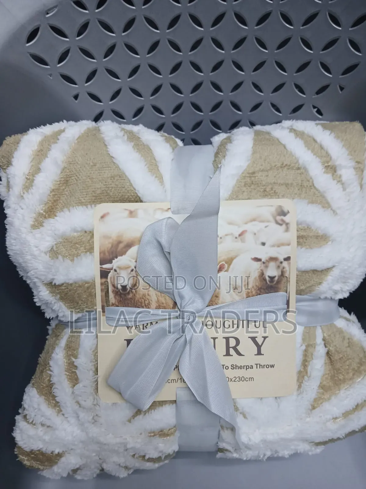 Premium Patterned Sherpa Blanket 200x230cm Ney