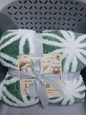 Premium Patterned Sherpa Blanket 200x230cm Ney