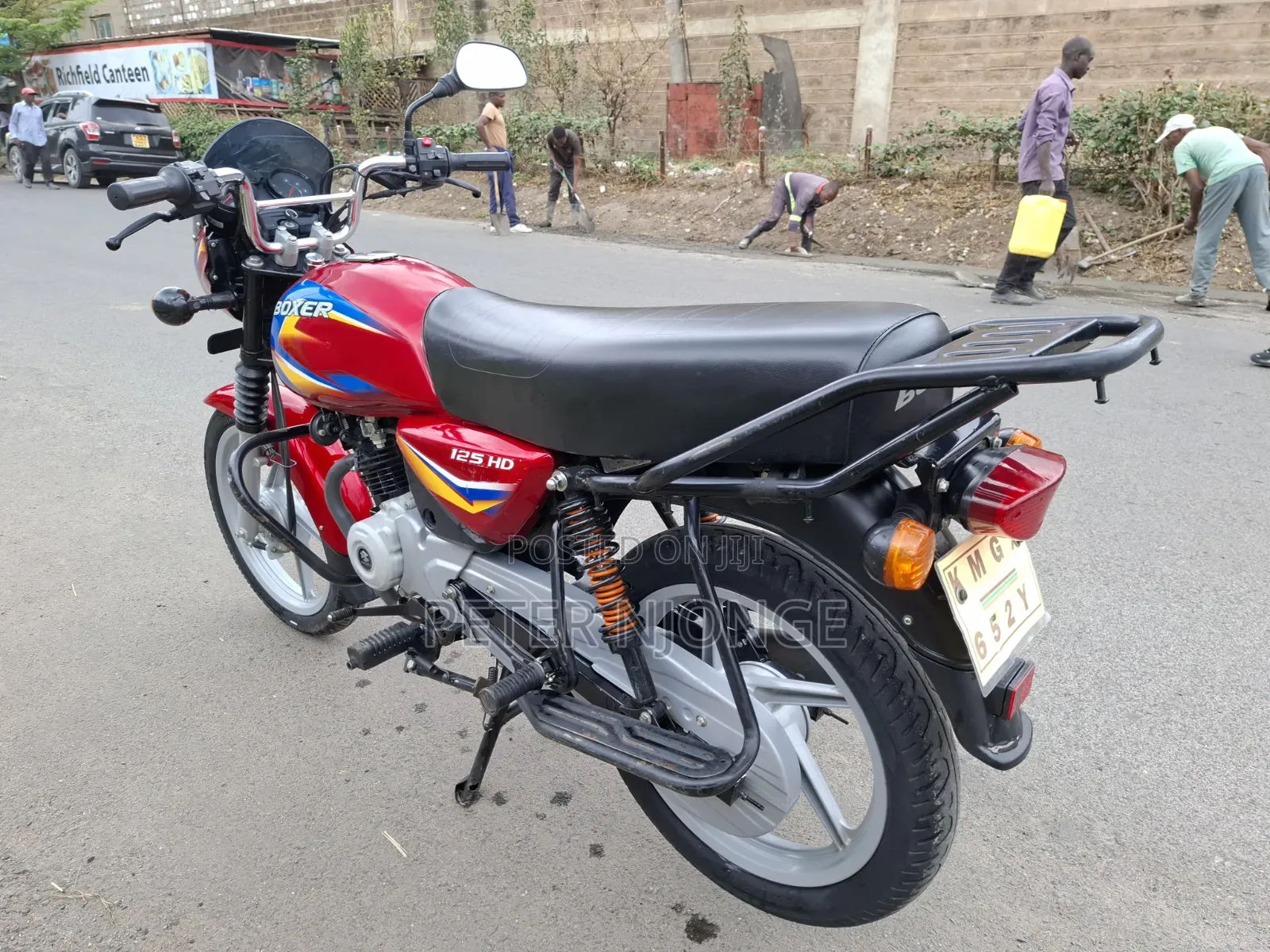Bajaj Boxer 125 2026 Red