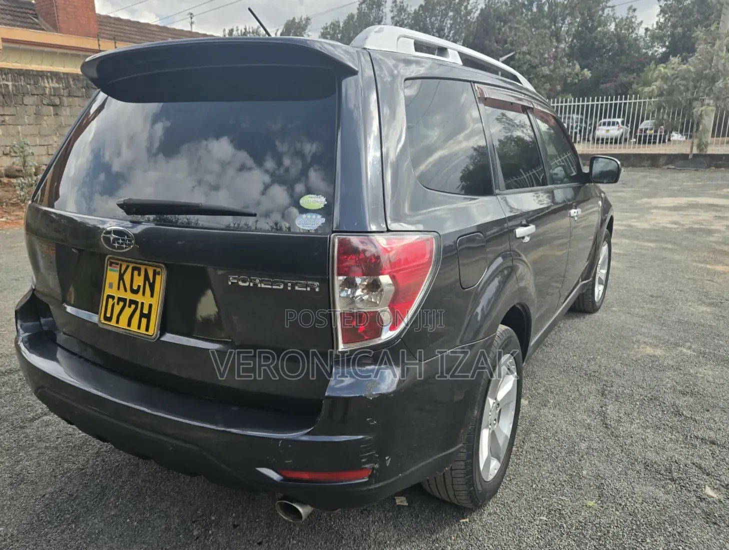 Subaru Forester 2010 Black