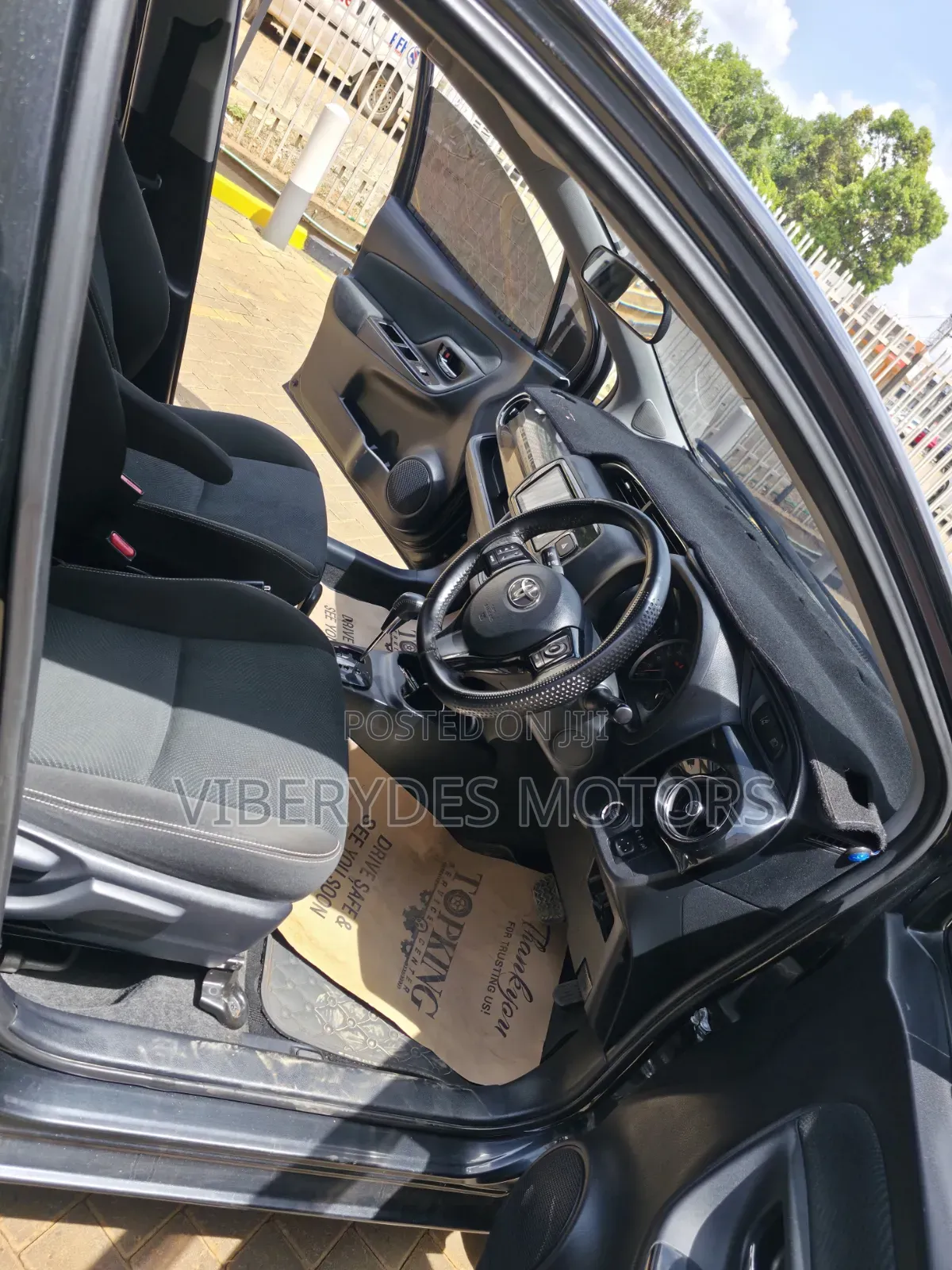 Toyota Vitz 2017 Black