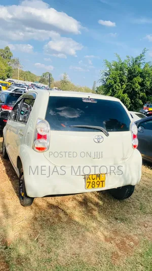 Toyota Passo 2012 White