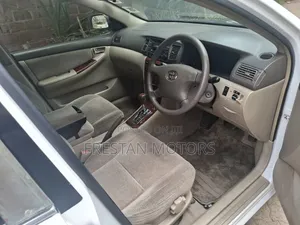 Toyota Corolla 2002 White