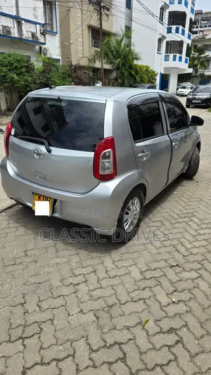 Toyota Passo 2014 Silver