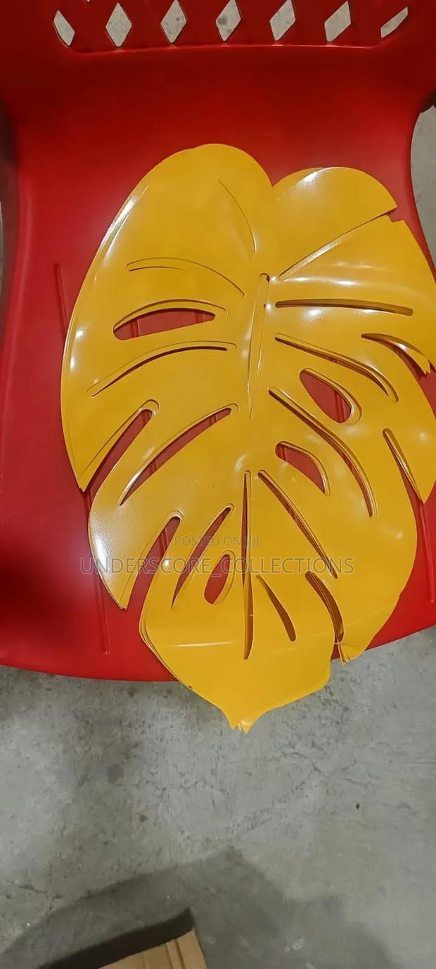 Leaf Shape Table Mat - thumbnail 2