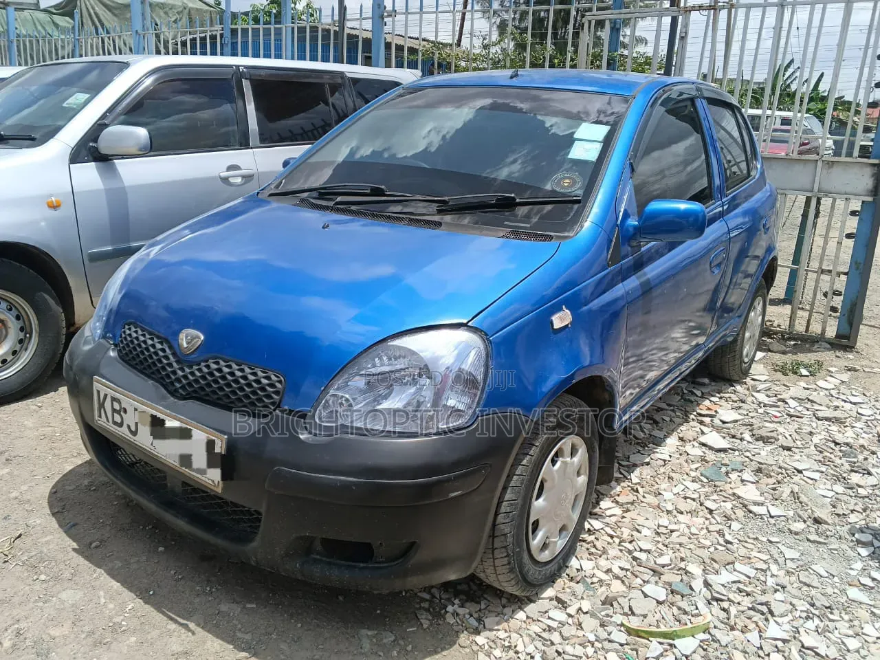 Toyota Vitz 2007 Blue