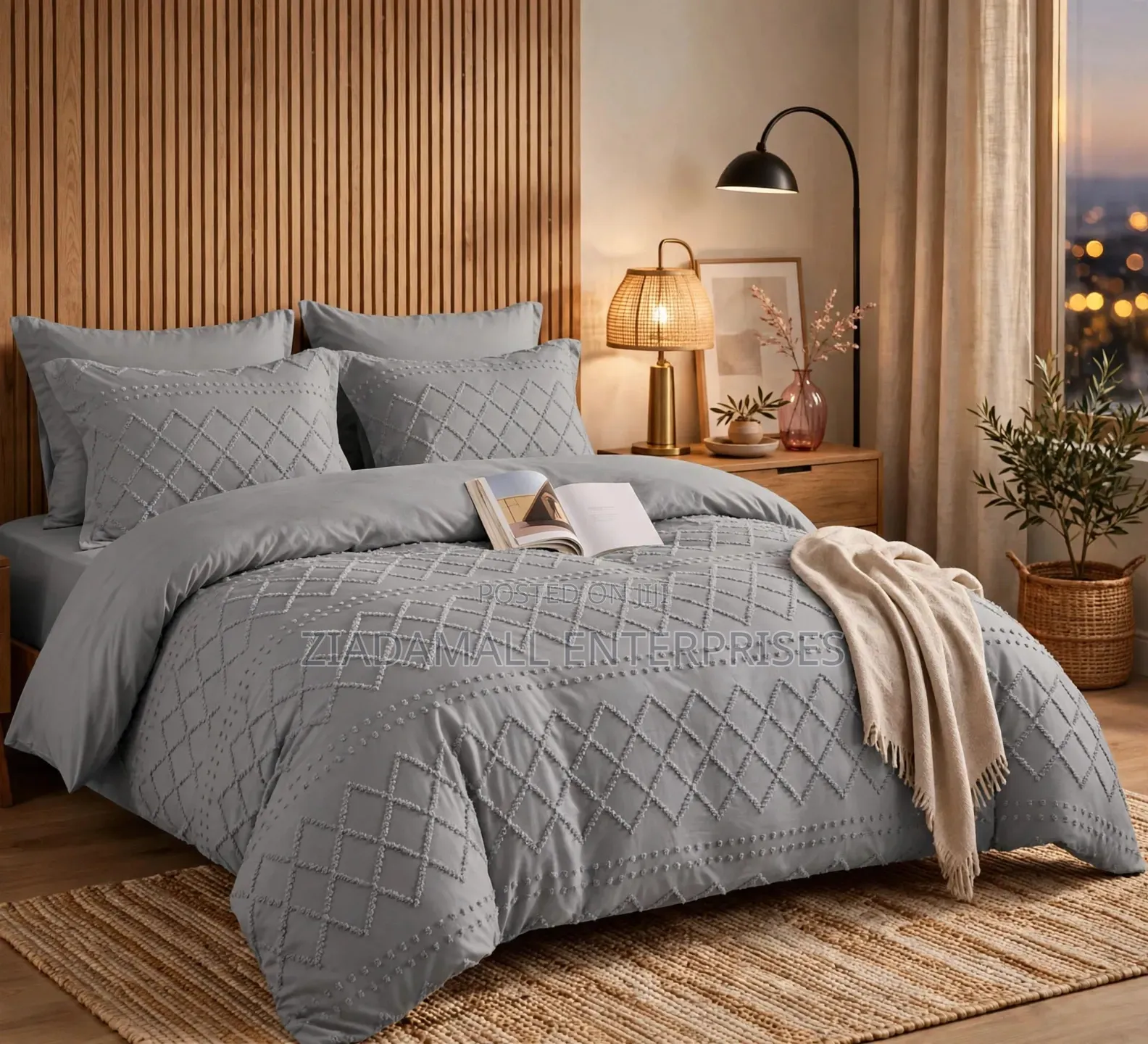 Grey Diamond Tufted Duvet Set - 6x6/6x7 - Luxury - New