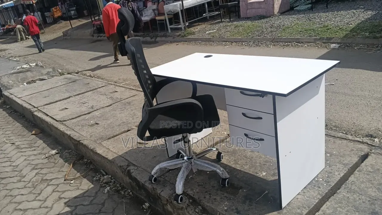 Medium Office Desk and Chair