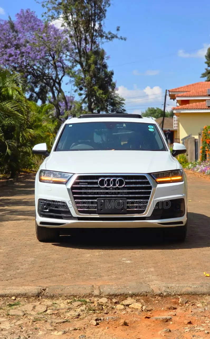 Audi Q7 2019 White