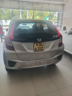 Honda Fit 2016 Silver