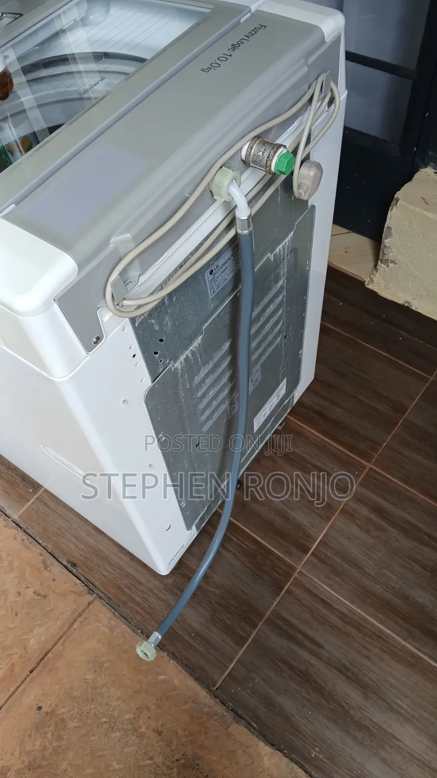 LG 10kg Top Load Wasing Machine