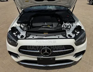 Mercedes-Benz E200 2020 White