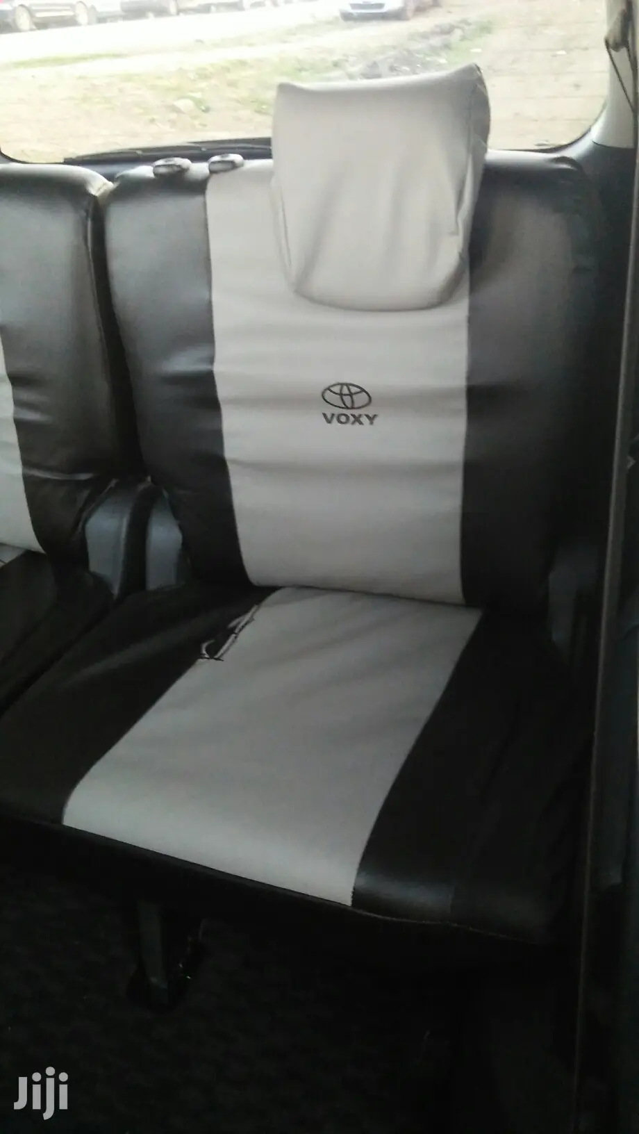 Voxy Seat Covers