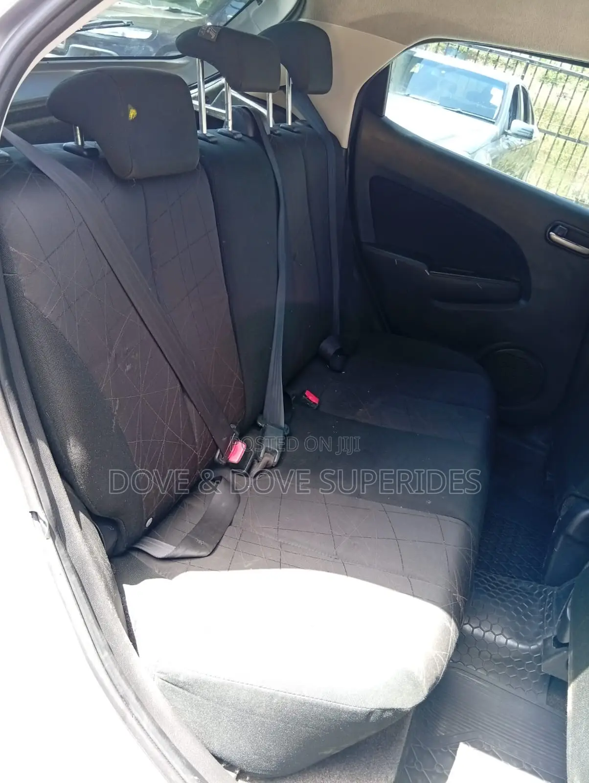 Mazda Demio 2012 Silver