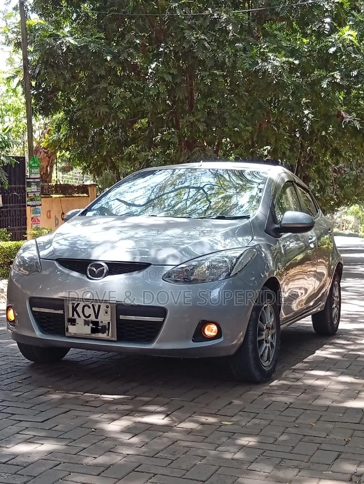 Mazda Demio 2012 Silver
