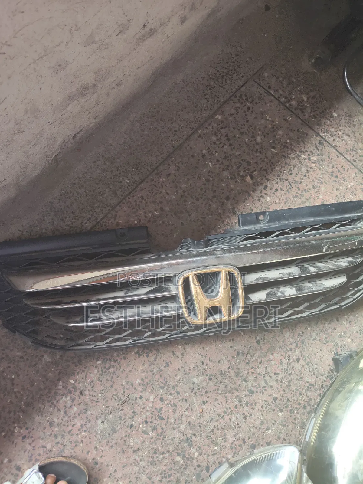 Honda Stream Grill