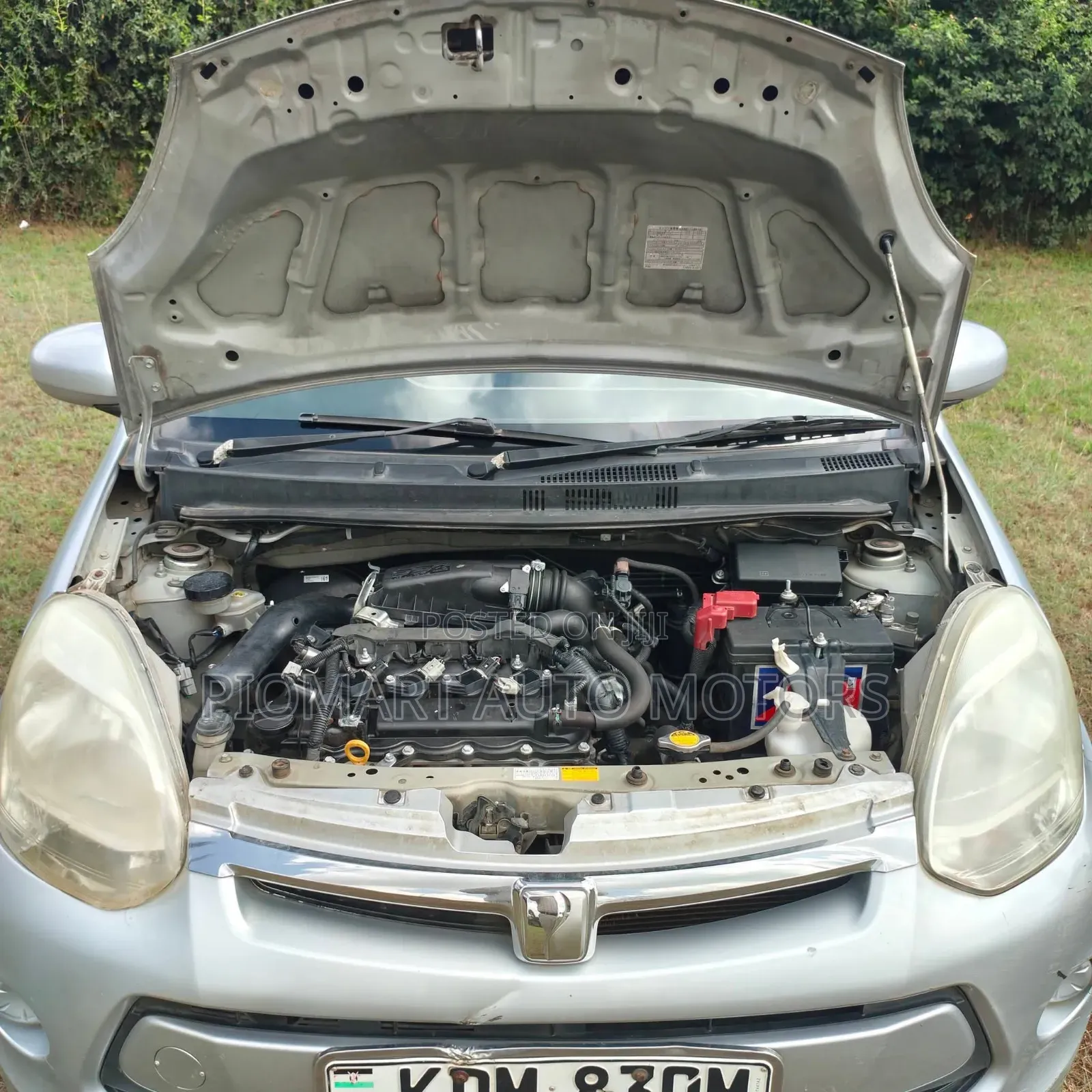 Toyota Passo 2016 Silver