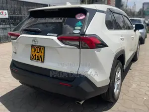 Toyota RAV4 2019 White