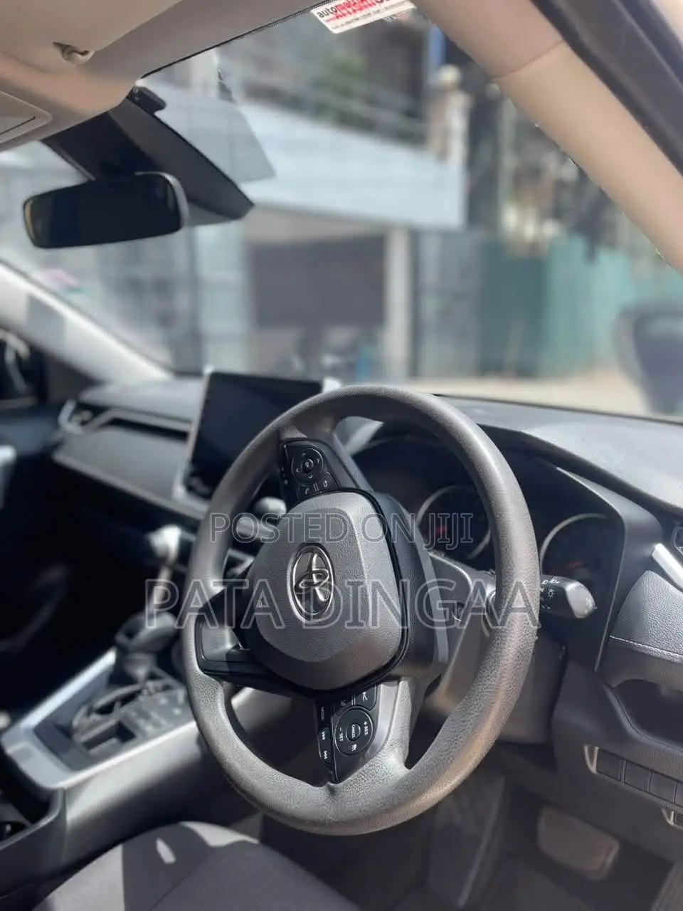 Toyota RAV4 2019 White
