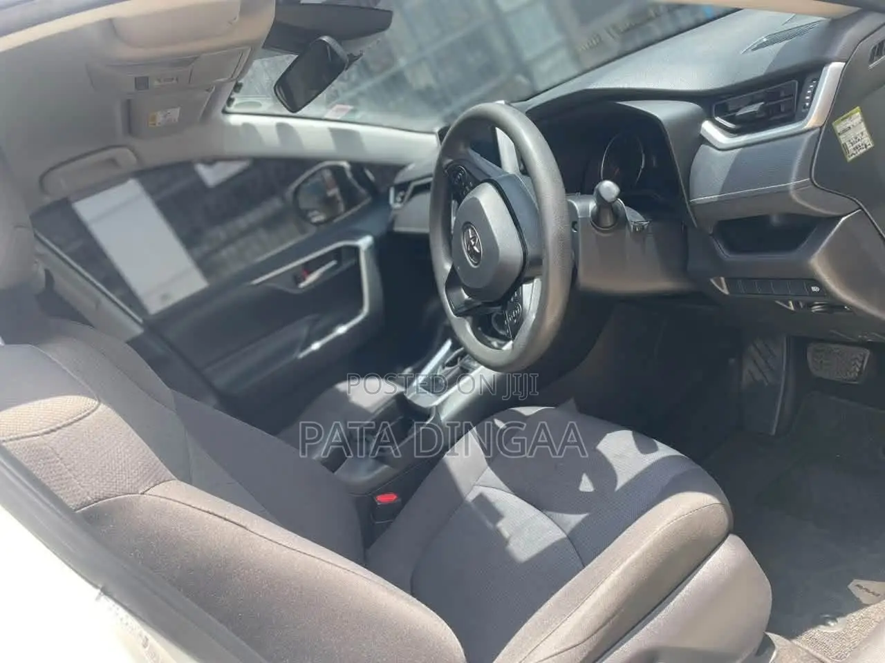 Toyota RAV4 2019 White