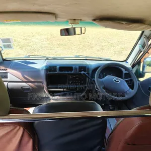 Mazda Bongo 2014 White