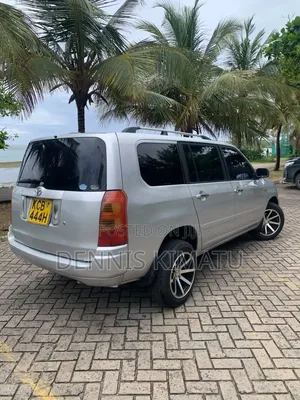 Toyota Succeed 2018 Silver