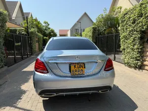 Mercedes-Benz C200 2017 Silver