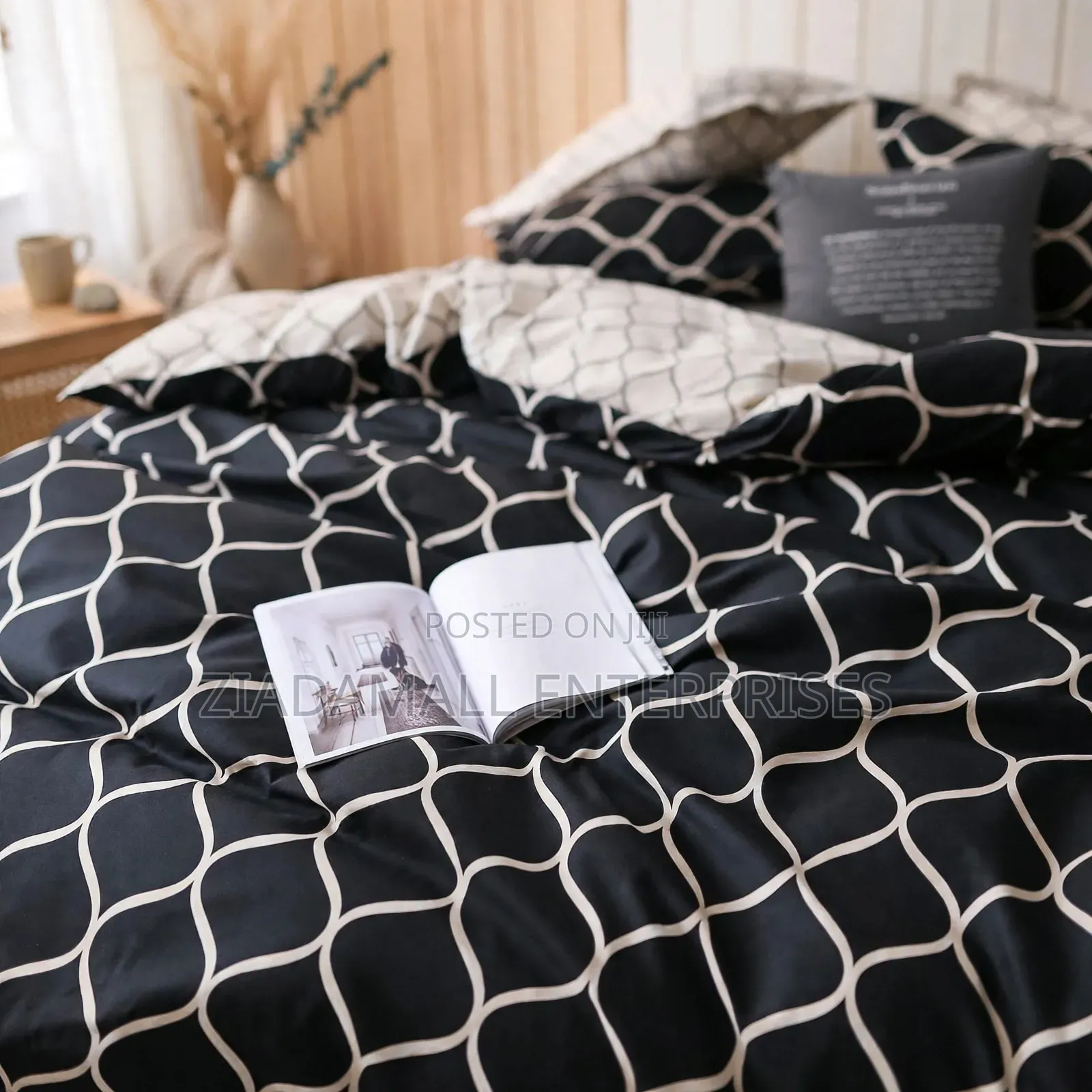 Black White Lattice Duvet Set - 6x6/6x7 - 6PCS - New