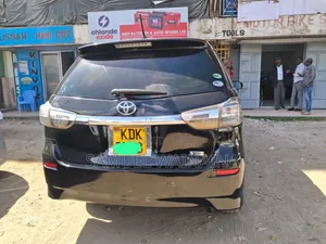 Toyota Wish 2011 Black