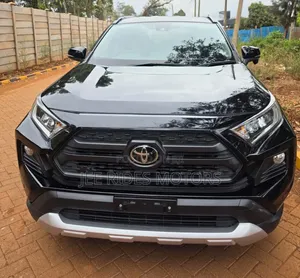 Toyota RAV4 2019 Matt Black