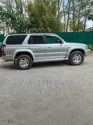 Toyota Hilux Surf 2.7 SSR 2000 Silver