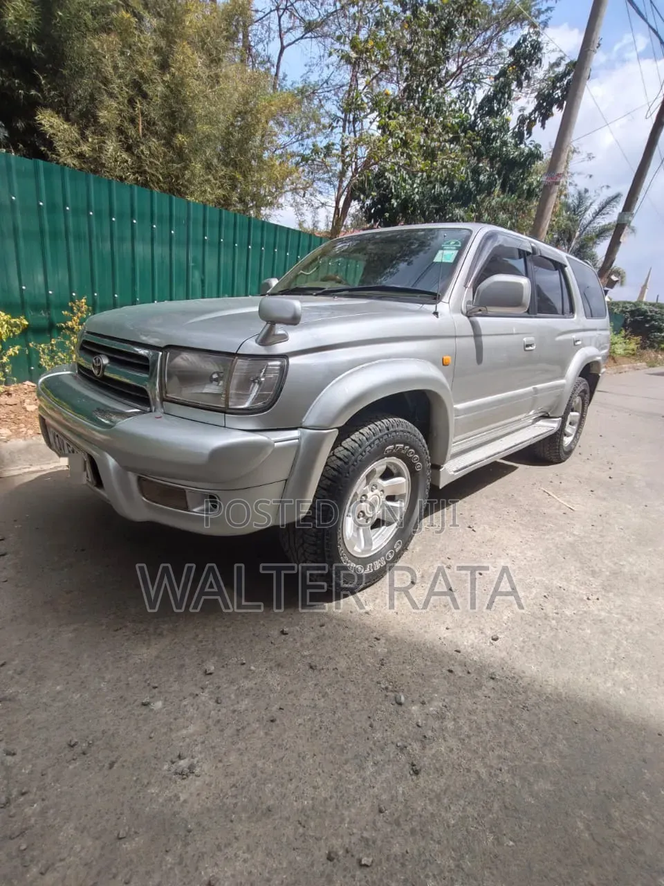 Toyota Hilux Surf 2.7 SSR 2000 Silver