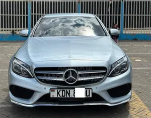 Mercedes-Benz C200 2017 Silver