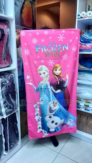 Cartoon Themed Towels 70x140cm – Soft & Stylish Ney