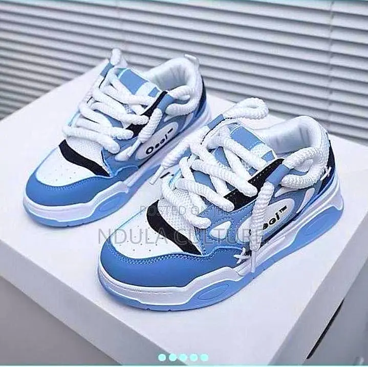 Ogiy Sneakers
